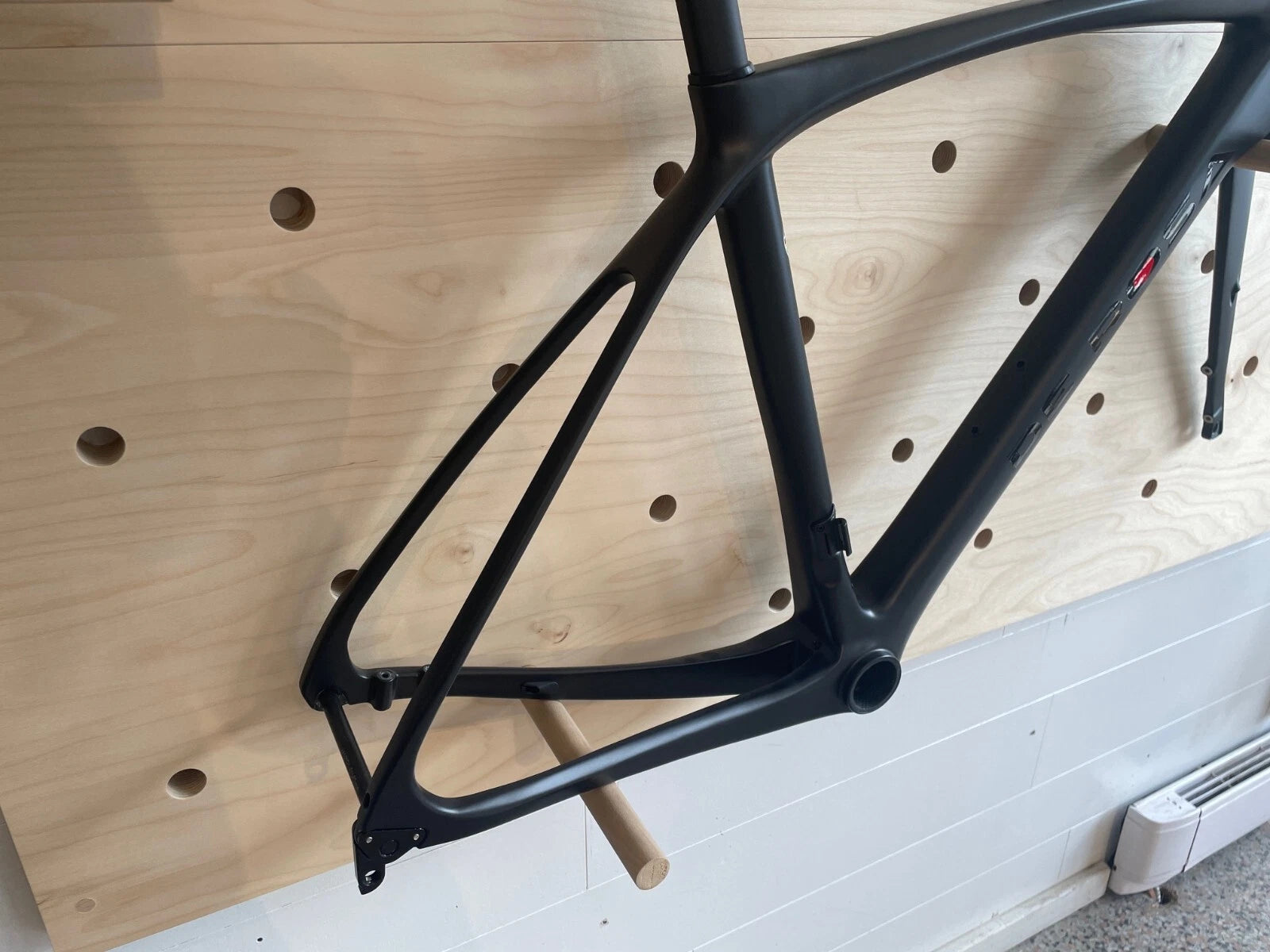 DE ROSA CADRE IDOL DISQUE NOIR 105 12V 48CM