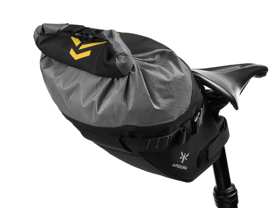 APIDURA sac de SELLE ARRIÈRE, TAILLE MOYENNE 14 LITRES (SAC CYCLE TOURING / BIKEPACKING)REAR DRY SADDLE PACK, MID-SIZE 14 LITRE (CYCLE TOURING/BIKEPACKING BAG)